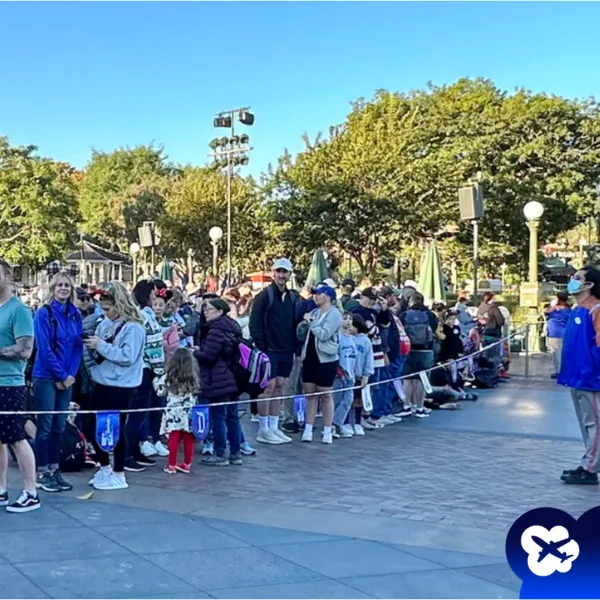 O Segredo para Não Pegar Fila na Disney: Conheça o “Rope Drop”!