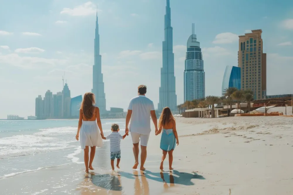 Do luxo a férias em família: como Dubai e Abu Dhabi ficaram surpreendentemente acessíveis para quem viaja com crianças