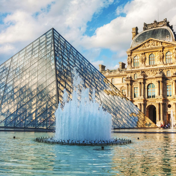 Louvre Museum - Priority Access Ticket with Digital Audioguide