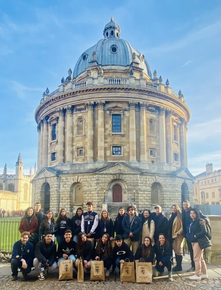 Grupo Wiztour em Oxford na Radcliffe Camera